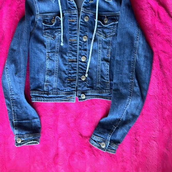 Premium Jean jacket - Picture 3 of 8